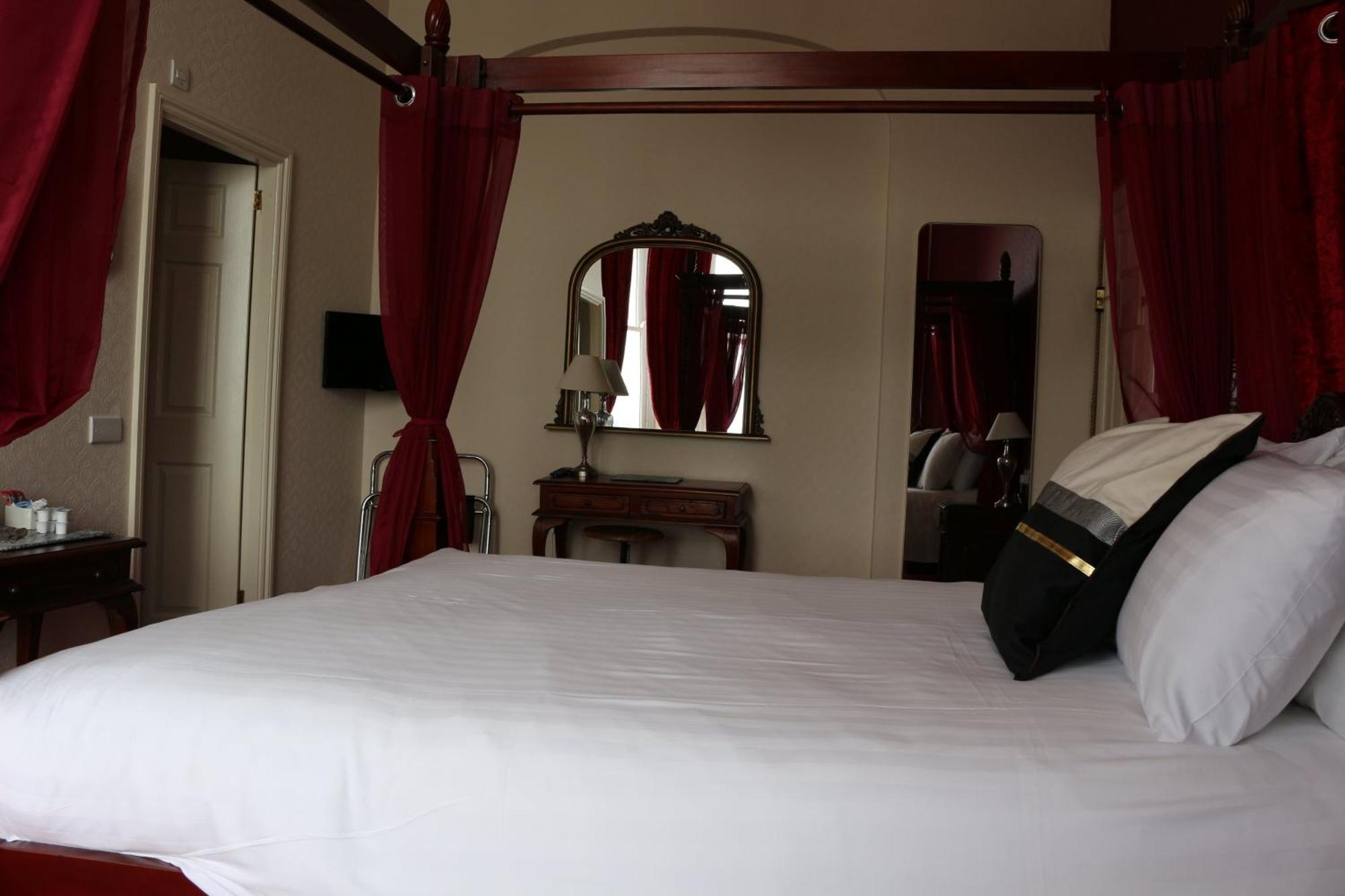 The Belgrave Hotel Tenby Eksteriør bilde